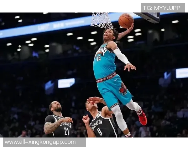 卡斯尔谈三后卫阵容福克斯哈珀球商高助球队发展